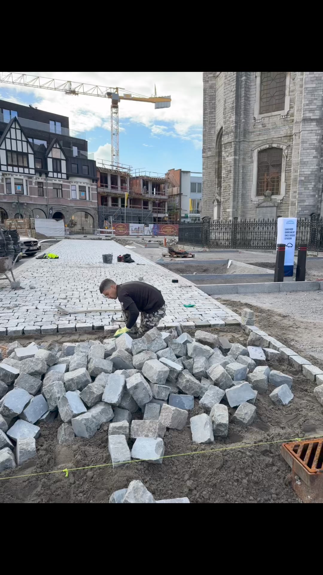 #kasseien #keepongoing #afdelingschoonwerk #groundworkisthebasethefinishingtouchisourcase Grondwerken De Mol Gemeente Zele