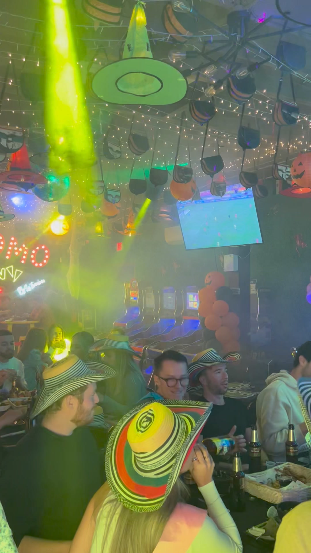 Compartiendo tarima con mi hijo Matthew Roa