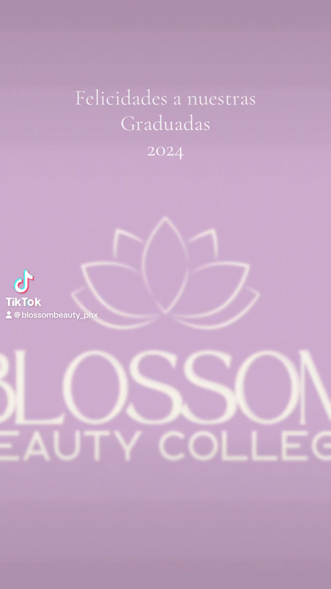Estamos de fiesta #blossombeauty #college Blossom Bc