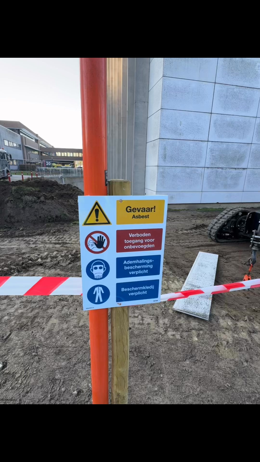 #myteamisbetterthanyours #groundworkisthebasethefinishingtouchisourcase #merci #movingforward #hospital #uzgent Wyckaert Bouwonderneming CIT Blaton Cordeel Group STRABAGDe Mol Recycling BVBA