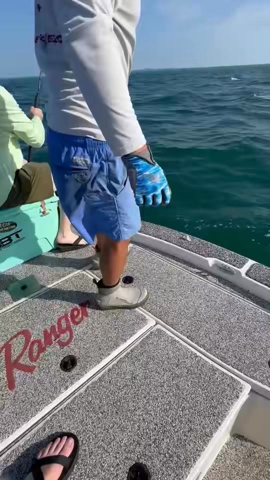 Who wants theirs? Piltz family came and got it done back to back years! Look forward to seeing yall next year ๐ช๐ฝ
1-2 on Tarpon with the leader grab. Then a surprise 20lbs Cobia to end the day.
Slobby Joe Charters
Slobbyjoecharters.com
@highlight