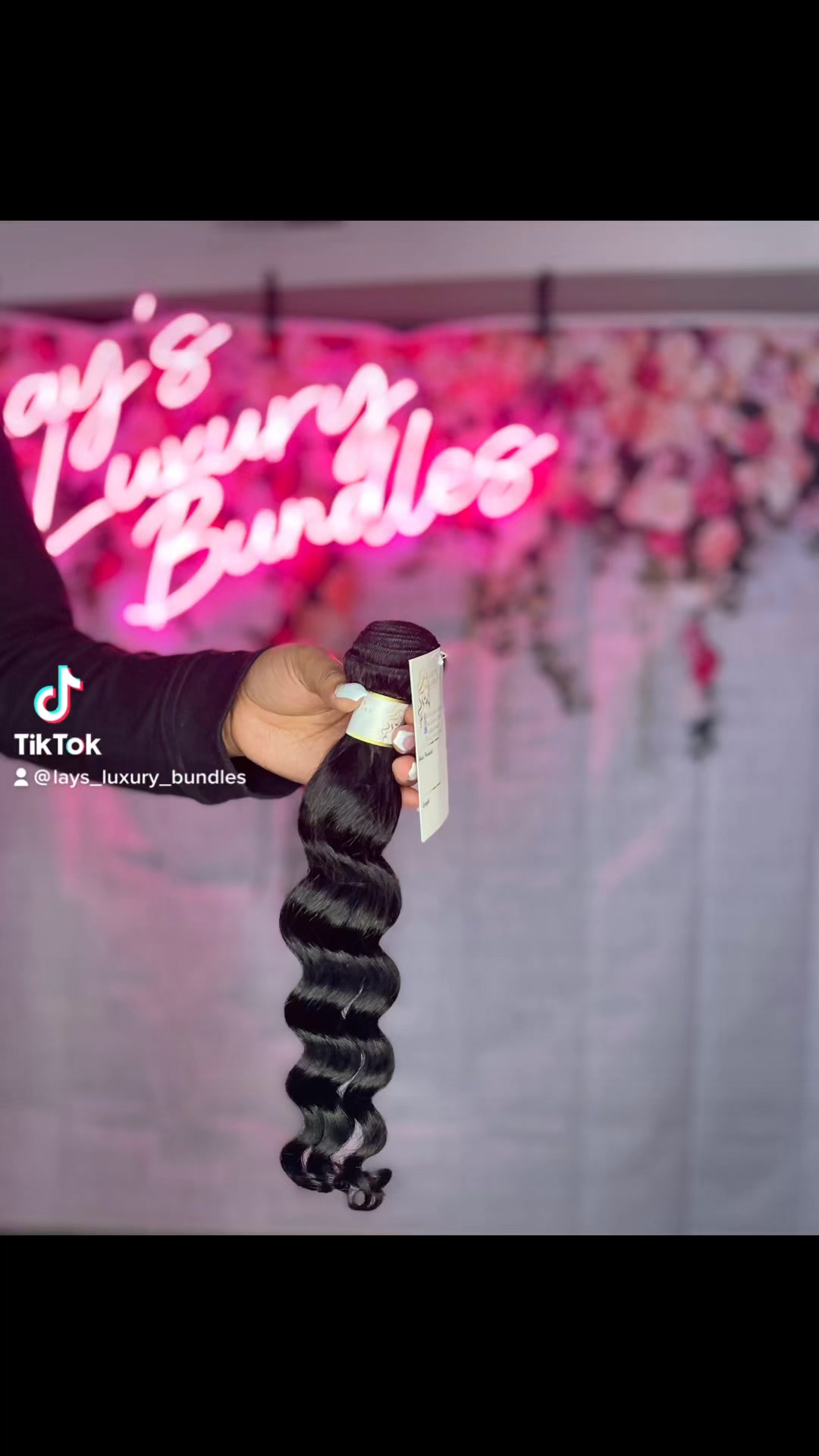 Purchase luxury goods #bohostyle #tapeinextensions #closurewig #smallbusinessowner #bundles laysluxurybundles.com