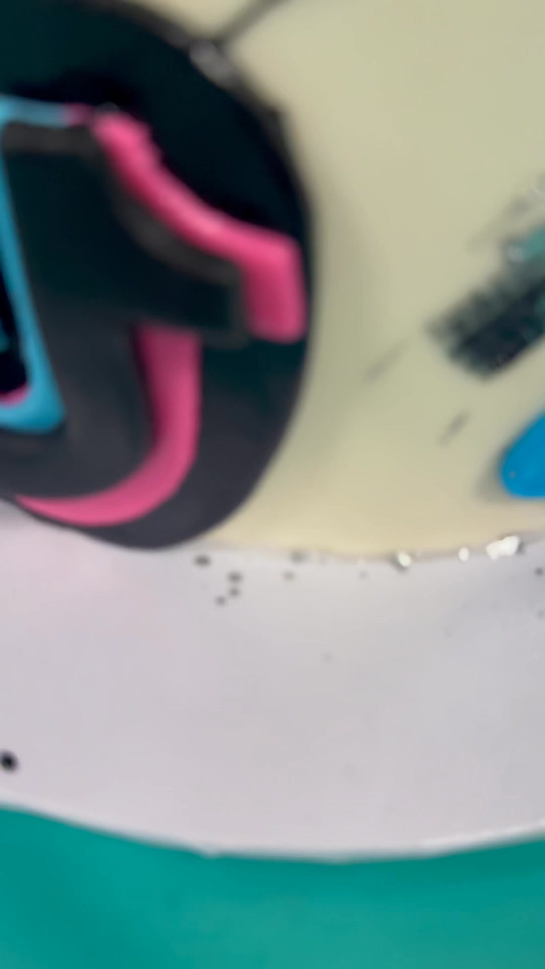 I’m just sooooooo in love with this edible skate topper! I never ceases to amaze myself! Thank you God for my talents and skills! #ashtonmariecakesllc #family #cakesofinstagram #cakestagram #dallastexas #elliscounty #dallastx #fortworth #fortworthtx @highlight