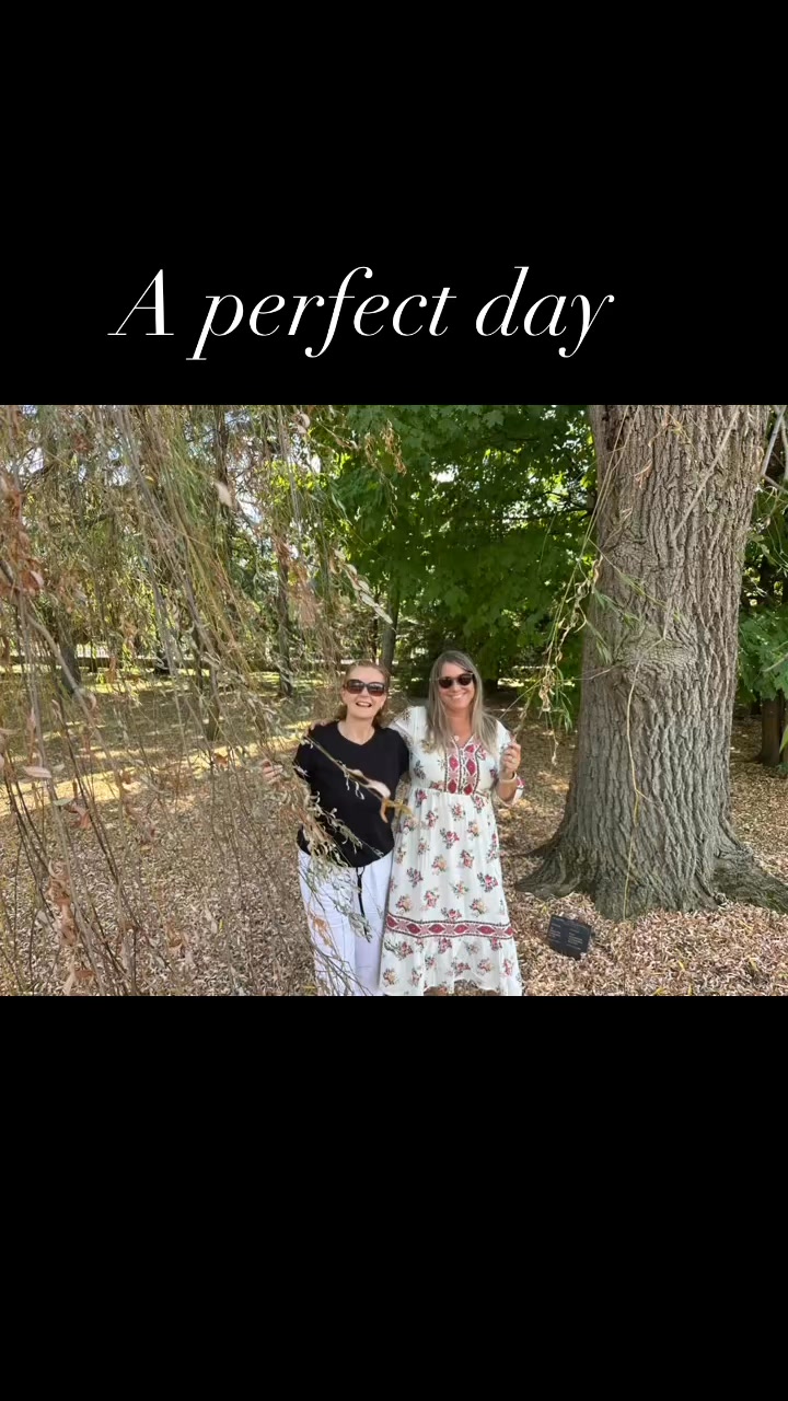 A perfect day with Vanessa Wheeler!! #ottawa #gardens #highschoolfriends #summervacation
