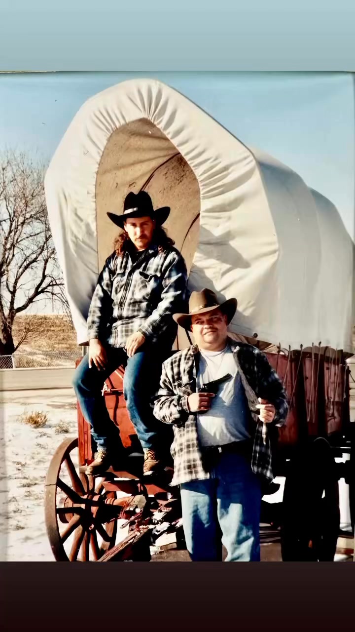 Throw back Thursday, Bounty Hunting somewhere in the Midwest back in the day… #tbt #tbthursday #follow #followme #bountylife #bountyhunter #privateinvestigator #bea #bailexpert #thehumanhunters #robdick #robdickpi #thatguy #thatguyagain #livingmybestlife