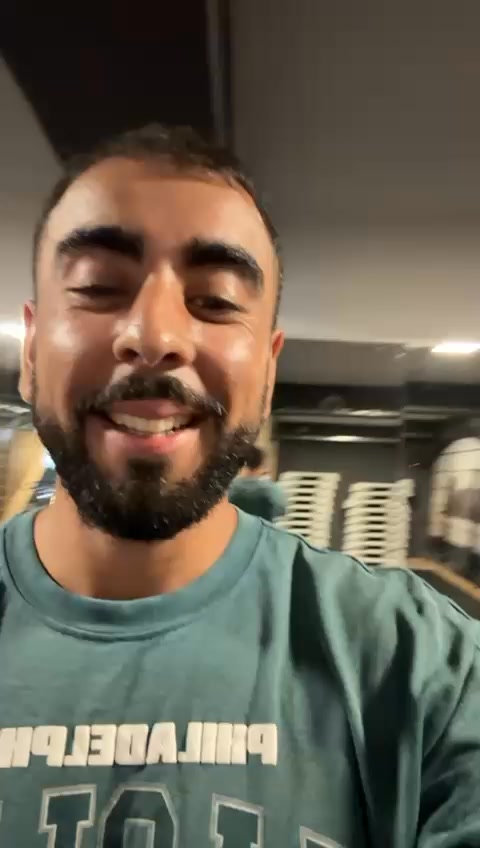 💃✨ Ce soir, on met le feu avec notre PREMIER cours de BACHATA ! ✨🕺
Envie de découvrir une danse sensuelle, rythmée et ultra-fun ? 🔥🎶 C’est le moment parfait pour tester !
👉 Que tu sois SEUL(E) ou ACCOMPAGNÉ(E), viens profiter d’une ambiance conviviale et pleine d’énergie 😍
👉 Pas besoin d’expérience : juste l’envie de t’amuser et de te laisser porter par la musique 💥🎉
📍 Où : Capital Santé
⏰ Quand : A partir de ce soir et ceux tout les vendredi soir
💸 Tarif : INCLUS DANS VOTRE ABONNEMENT
🎶 Viens danser, rencontrer du monde et peut-être découvrir une nouvelle passion ! 💖
➡️ Tage un(e) ami(e) qui doit absolument tenter l’expérience avec toi 😉
Capital Sante
484 Avenue Saint Baldou
84300 Cavaillon
Site Internet: https://www.capitalsantecavaillon.com/