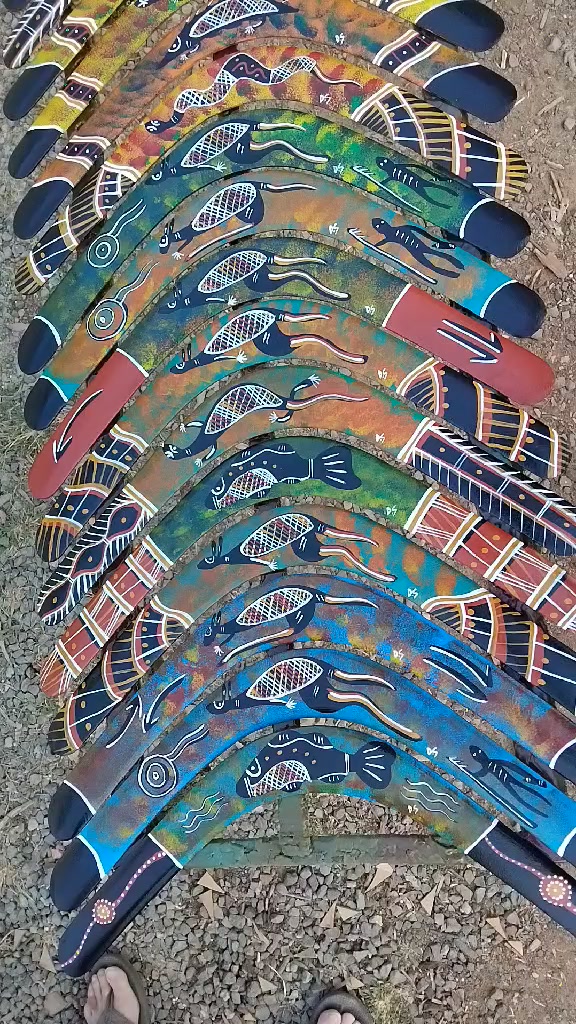 These boomerangs have been hand made by me and painted by my youngest daughter, Danielle. I am so proud of how far she has come along with her artwork in such a short period of time! 😃