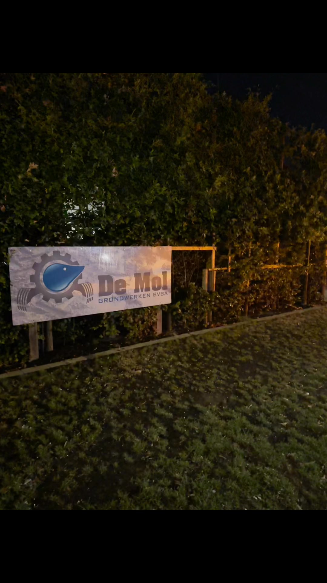 #ontspanning #nightrider #convoiexceptionnel #volvoconstructionequipment #dumper Grondwerken De Mol