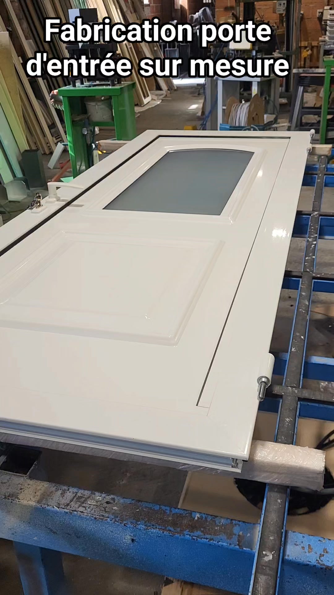 Fabrication d'une porte d'entrée blanche sur mesure à Pujaudran
#gers #colomiers #toulouse #lislejourdain