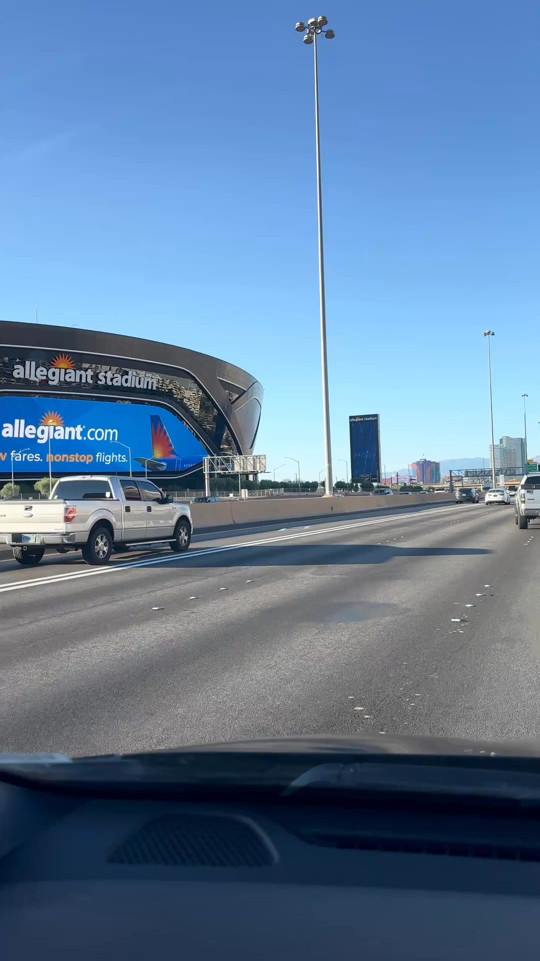 Just a couple of days, dinner, convention and fun… #vegas #lasvegas #fremontexperience #cbaa #follow #followme #bountylife #bountyhunter #privateinvestigator #bea #bailexpert #thehumanhunters #511 #byrna #robdick #robdickpi #thatguy #thatguyagain #livingmybestlife Robert Arevalo