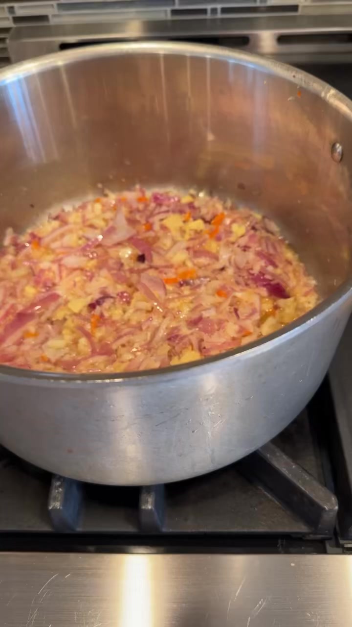 Marcus Samuelson Ethiopian black eyed peas w berbere & coconut milk. It is yummy! What’s your twist on an age old favorite for new year’s (bep)!
Get Marcus’s book from BEM books & more and you’ll have everything you need!
Happy new year yall. Be safe out there.