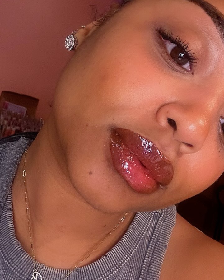 This is your official reminder to to upgrade your lip combo with our new Juicy Luxe Liners!
Lip Combo 👄
Brown suga
Gimme kisses jelly
Da pynk jelly