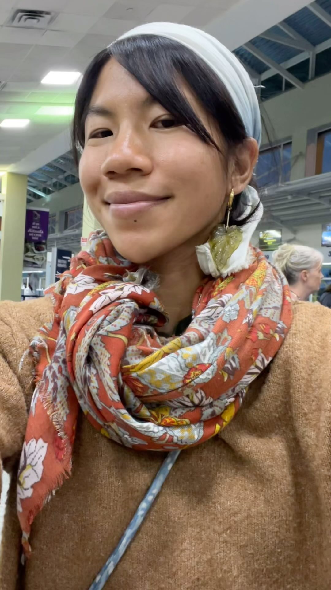 Got back last month💭 Pilgrimage to India & Sri Lanka 🙏🇮🇳🇱🇰7 wks of pottery, yoga/ surf & vipassana 🏺🌊🧘🏻♀️ What took like a year of planning and a decade in the making, at times I feel sad it’s over.
Returning to my everyday life and so glad it happened!🪷 Can still hear, taste, touch, smell and see it all. A dream. Going to remember forever, until next we meet.