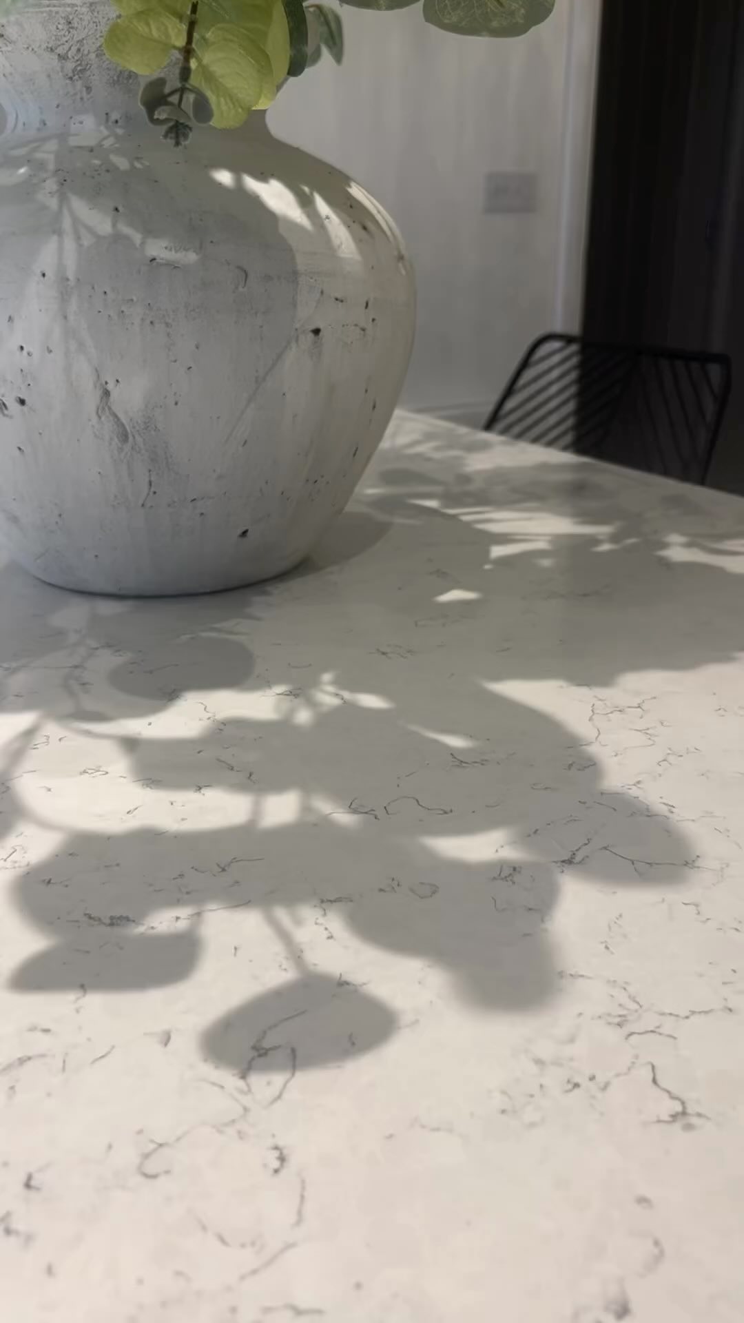 Stylish new soap bottles available on our website and #etsyshop - links in bio
Video by @ourbovisbirch 🤍
#kitchenorganization #bathroomdecor #kitchendescor #bathroomdetails #kitchendetails #soapbottles