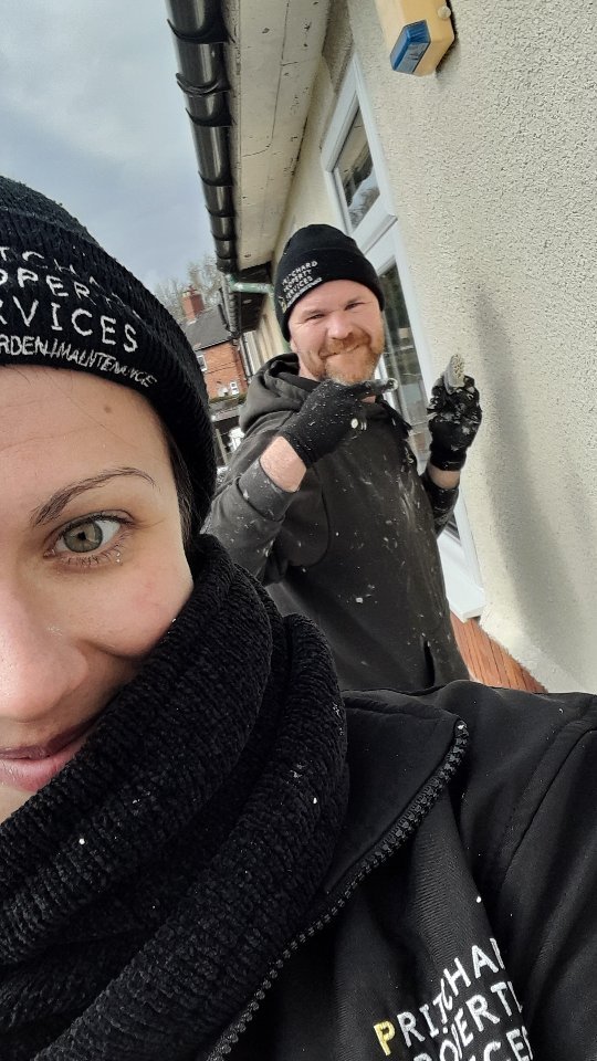 #painteranddecorating #paintermansfield #painteranddecorator #painting #pritchardpropertyservices #homemaintenance #homeimprovements #decorating #fastforward