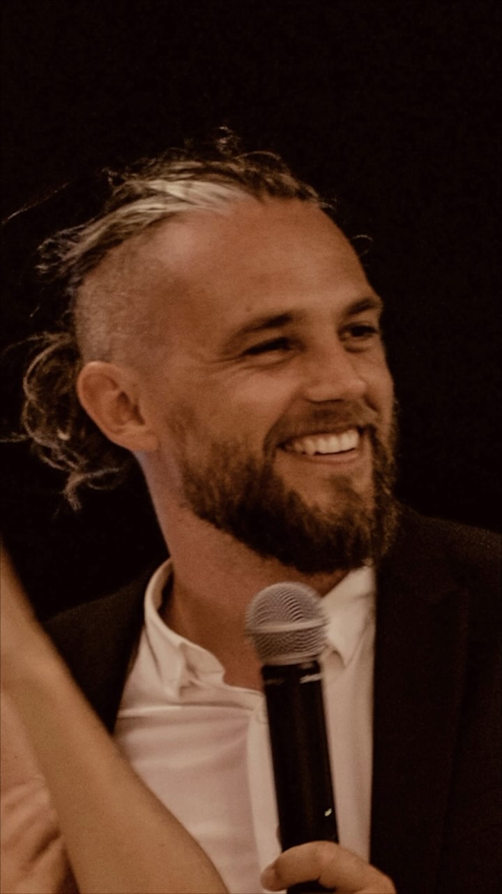 “You only go around once, but if you play your cards right, once is enough.” ~ Frank Sinatra