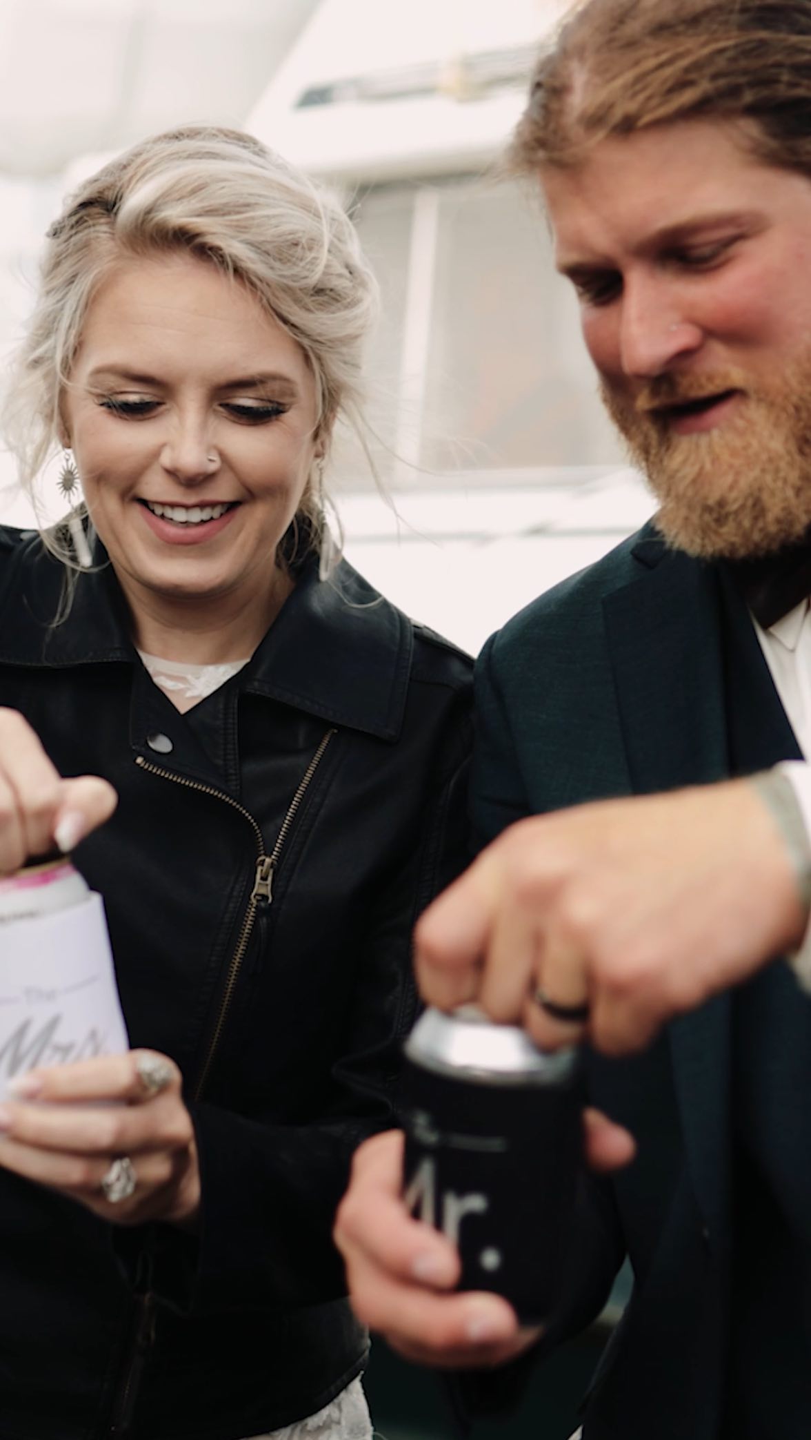 Our preferred location. 🌊
•
Sarah & Santino | intimate wedding
•
Photo: @sarah.french.photo
Video: @thewildandbeloved
Transportation: @coldwateralaska
HMUA: @vicebeautyak
Florals & Rentals: @wildpoppyak
Couple: @sarahxapril & @sirolazzarotto
#alaskawedding #alaskaweddingphotographer #wedding #weddingphotography #elopement #alaskaelopement #elopementvideo #destinationelopement