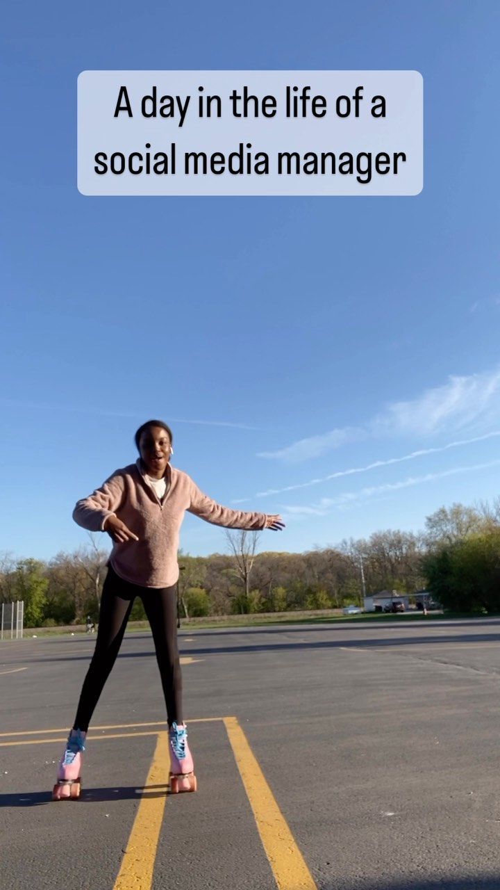 Every day is different, but here is a look at a day in the life with a social media manager. Come along with me for a client shoot 📸😇