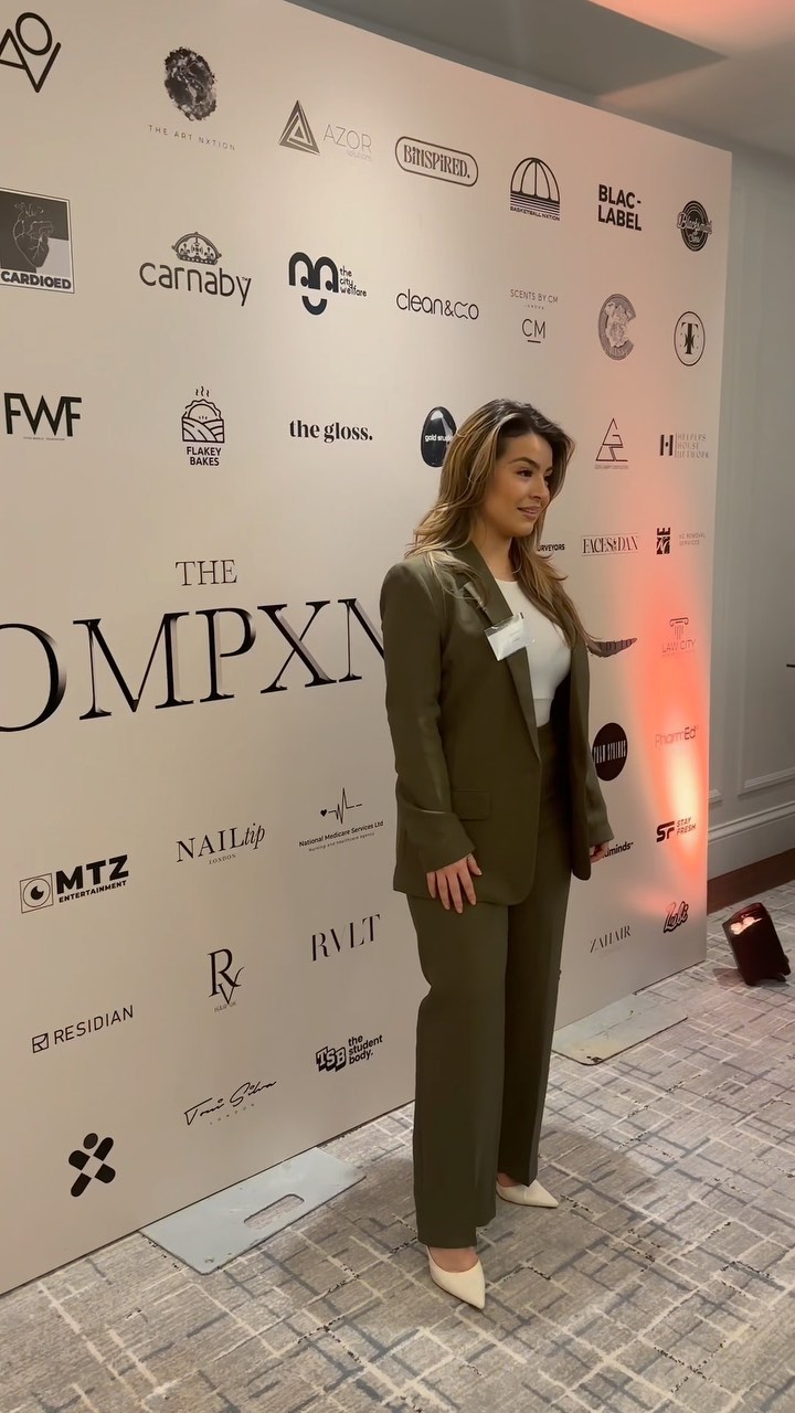 LadyJo London at @thecompxny_ Event, it was a must-attend occasion for all business enthusiasts. This exclusive event brings together a curated selection of top beauty brands, showcasing their latest products and innovations. Immerse yourself in a world of beauty as you explore a wide range of skincare, makeup, haircare, and fragrance offerings.
Our team had the opportunity to sell and demonstrate our new brow gels to all guests from around the world.
#beauty #beautyevents #products