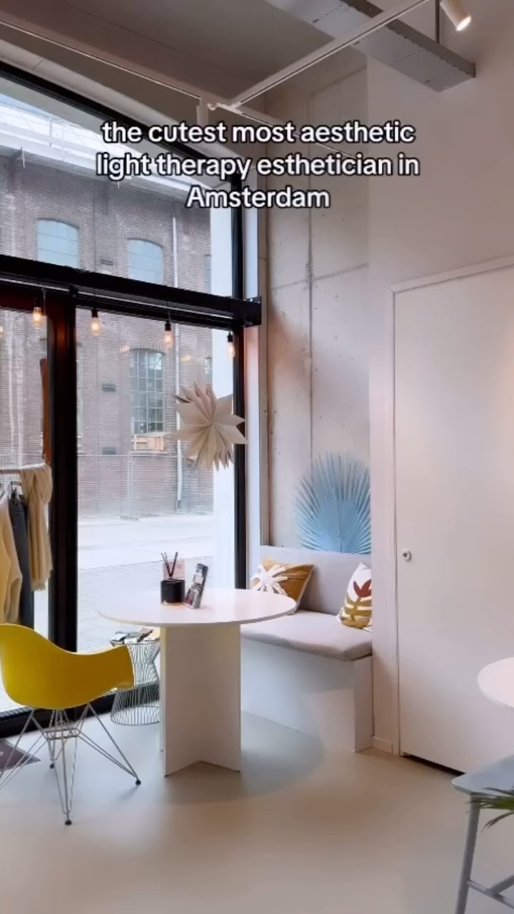 Taking time for yourself is crucial. ✨💆♀️ Recently discovered the magic of LED Light Therapy at Virginie’s. 🌟 With 315 reviews and a perfect 5-star rating, the experience speaks for itself! If you’re looking for a rejuvenating break, I highly recommend trusting Virginie for a soothing session. #Wellness #LEDTherapy #selfcarethreads Thank you@katyia for your nice review 🤗🫥🥰💖😘