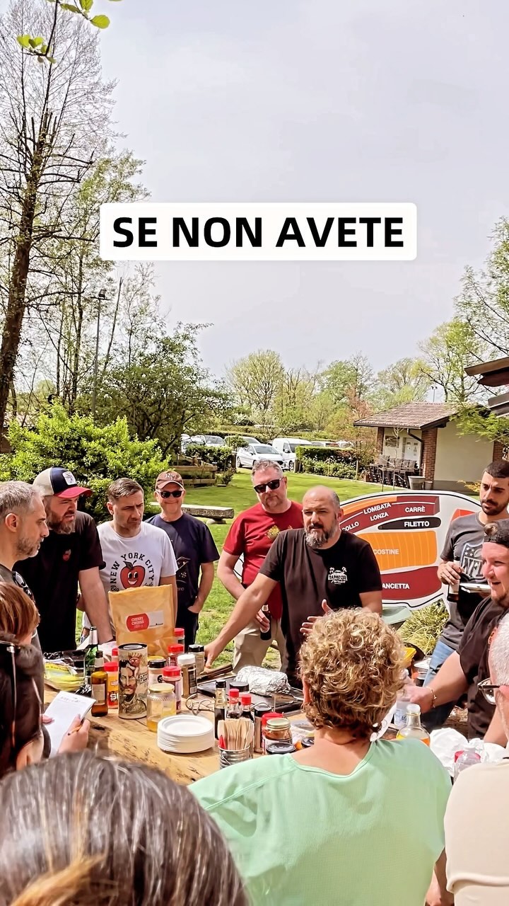 Corsi #Barbecue al @molinosantamarta
Info e iscrizioni su www.molinosantamarta.it/bbqhub
Tutti i corsi con degustazione sono acquistabili singolarmente, al prezzo di 59.00 e ciascuno di essi include:
🎟️ Accesso al corso in presenza che si terrà nel portico o nel parco dell'Agriturismo @molinosantamarta a Casterno, Robecco S/N.
📚 dispensa con ricette e materiale didattico degli argomenti trattati, disponibile online in formato pdf o epub con accesso riservato.
💬 codice di accesso al gruppo whatsapp dell'Academy: ricette, video, sconti riservati ai corsisti e un luogo per scambiare esperienze e know how.
💰 Gift Card da 15,00 € spendibile presso @labottegadicasterno per l'acquisto di carne e non solo (spesa minima 50,00).
🏅 Attestato digitale di partecipazione al corso
Posti limitati ne.
🔥 BBQ Master @ostefiamme
#bbqhub #corsibarbecue #ostefiamme #molinosantamarta #labottegadicasterno #bbqparadise #aziendaagricolacairati