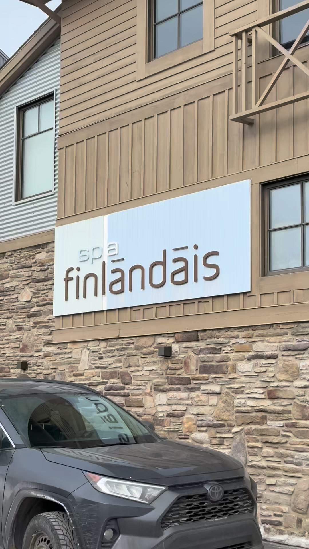 Spent the day unwinding at Spa Le Finlandais and honestly… I didn’t want to leave 😌 Between the hot baths, saunas, cold plunges, and peaceful nature vibes, it’s the perfect little escape when you need to relax and reset. If you’re near Montreal, this spot is so worth it!
#spaday #spamontreal #relaxmode #selfcaretime #spalife #quebecgetaway #montrealspots #wellnessvibes #thermalspa #travelreels #spalefinlandais #QuebecSpa