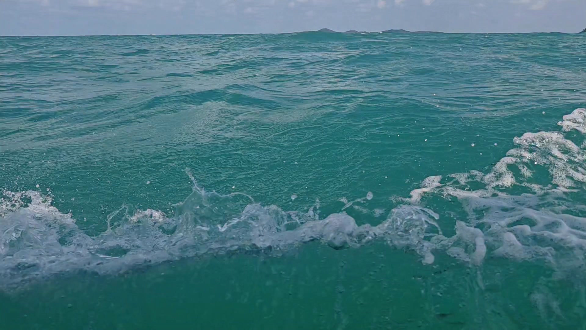 Évasion assurée....
Mettez en plein écran... Et laissez vous happer... 🏝️🙏
Be quiet and lesson ❤️
#evasion
#balade