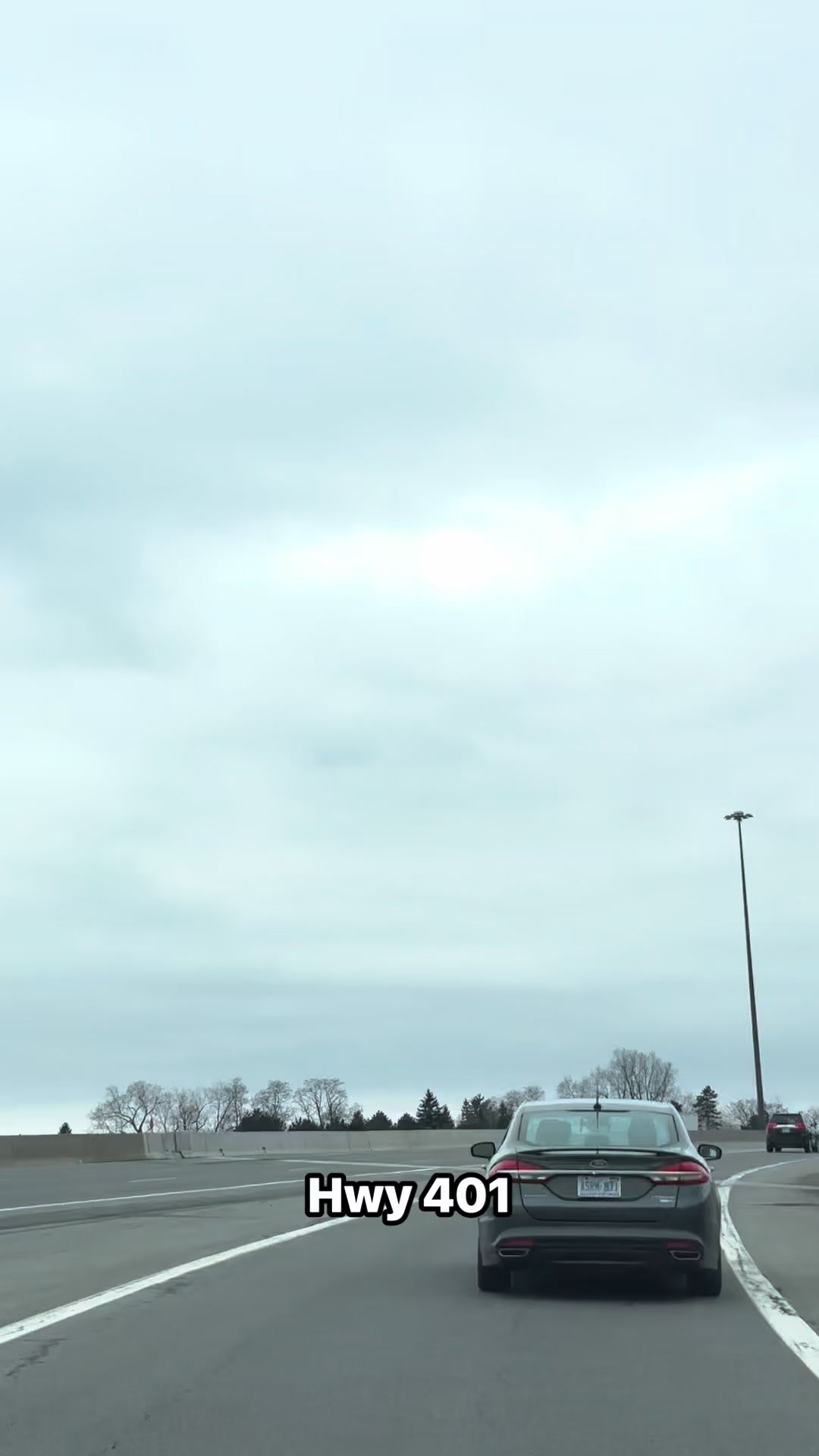 Driving on the Highway 401 with no traffic?! Is this real life or did Toronto finally give me a break 😂🚗💨 Smooth cruising, no stress… I almost didn’t recognize it!
#TorontoTraffic #Hwy401 #TorontoLife #NoTraffic #SmoothDrive #CityLife #DrivingInToronto #CanadaLife #RareMoments #GoodVibes #ReelLife