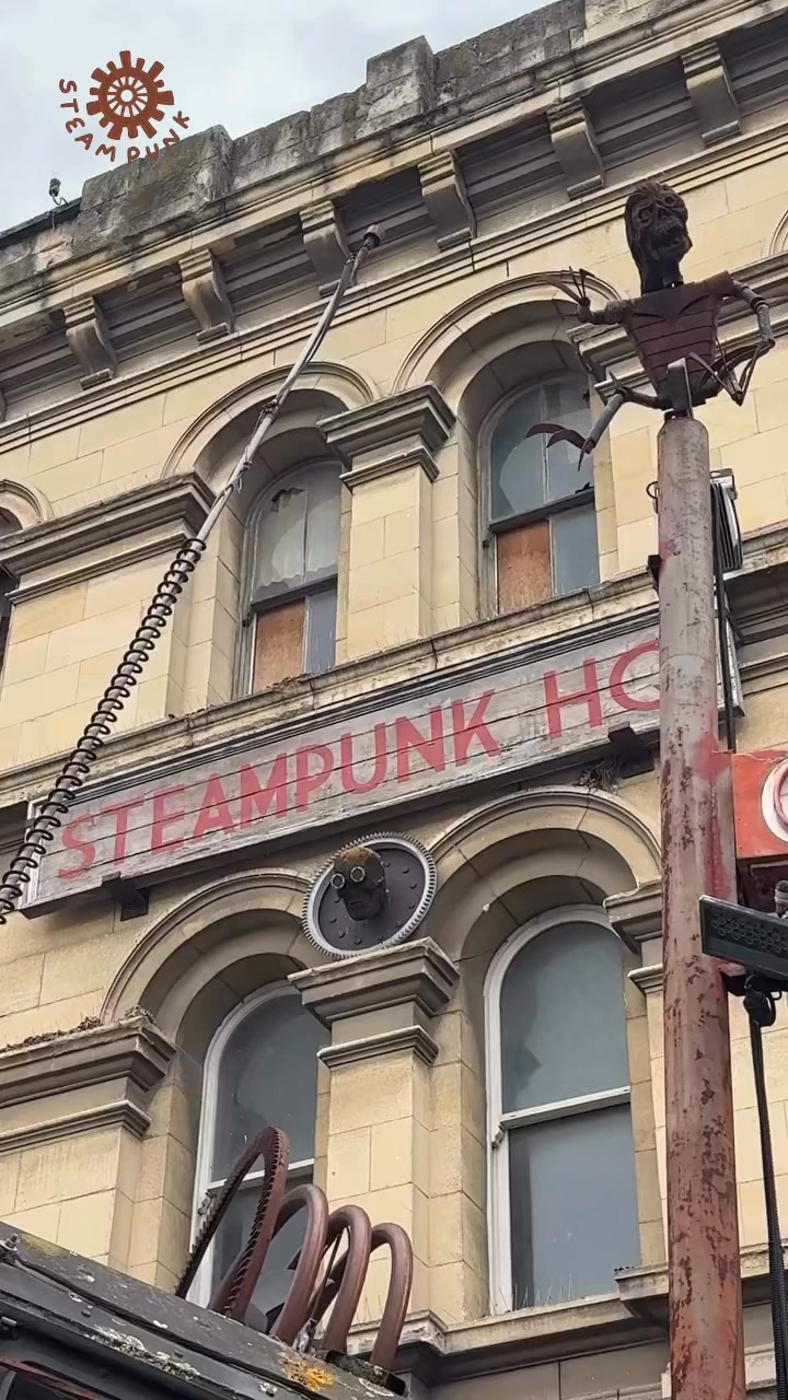 Tour of the Steampunk Quarter of New Zealand town of Oamaru.