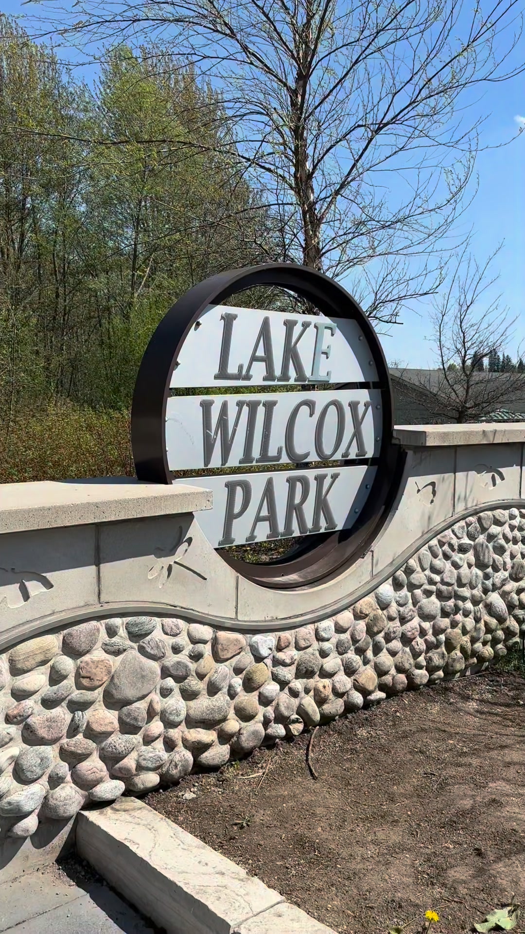 Sunny skies, green views, and 32°C heat at Wilcox Park in Richmond Hill ☀️🌳 A perfect summer day to slow down, enjoy nature, and soak in the sunshine! 😎
#WilcoxPark #RichmondHill #OntarioSummer #ParkVibes #SummerInCanada #SunnyDay #NatureWalk #ExploreOntario