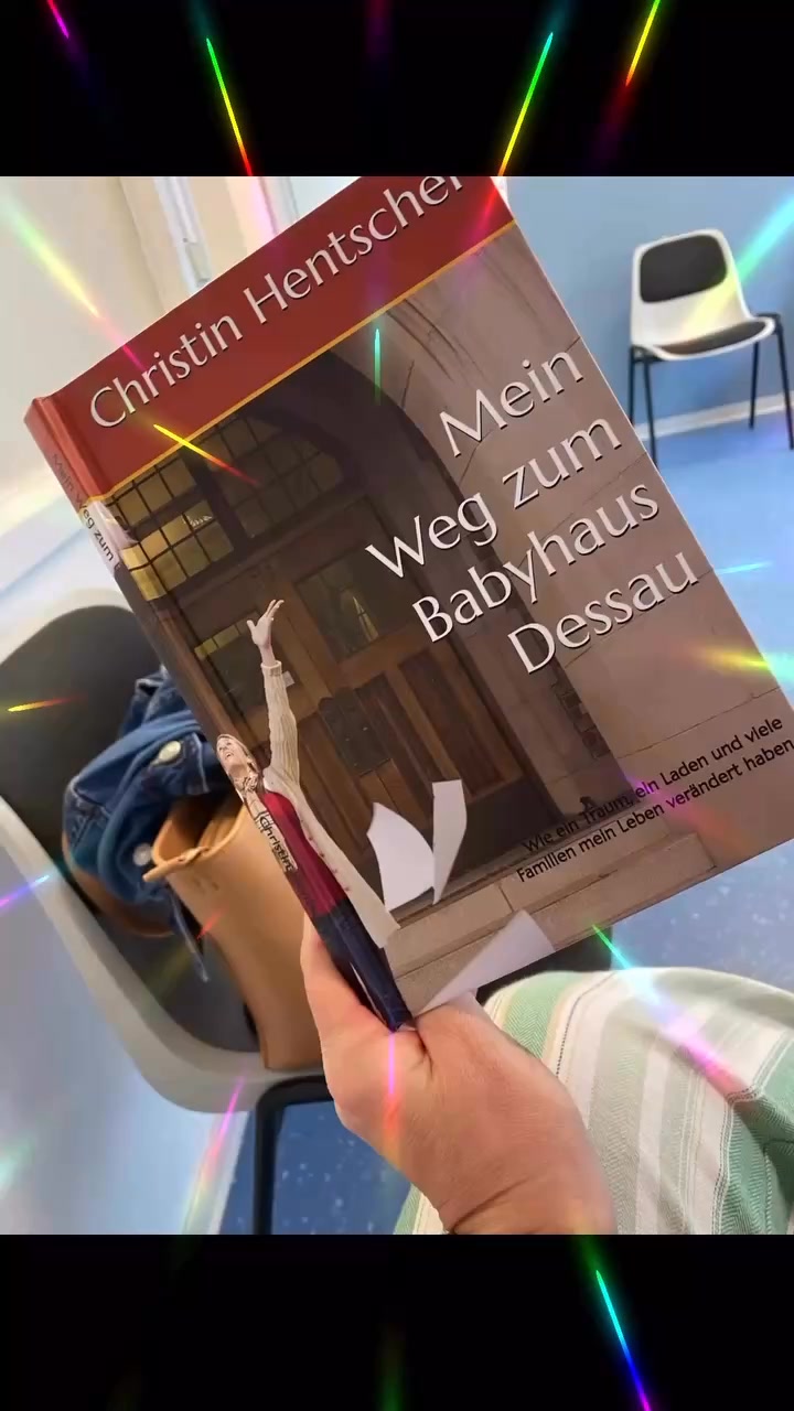 Nicht jedes Buch verdient deine Zeit.
Dieses schon.
Ich habe mein Buch geschrieben, meine Gedanken auf Papier gebracht und die stärksten Passagen in diesem Video zusammengefasst. Wenn du wissen willst, warum Leser nicht mehr aufhören können zu lesen, dann wirf einen Blick in die Leseproben.
📚 Jetzt reinschauen und selbst entscheiden. Bei Amazon 👀
#babyhausdessau #herzensladen #buch #buchveröffentlichen #buchautor #Amazon