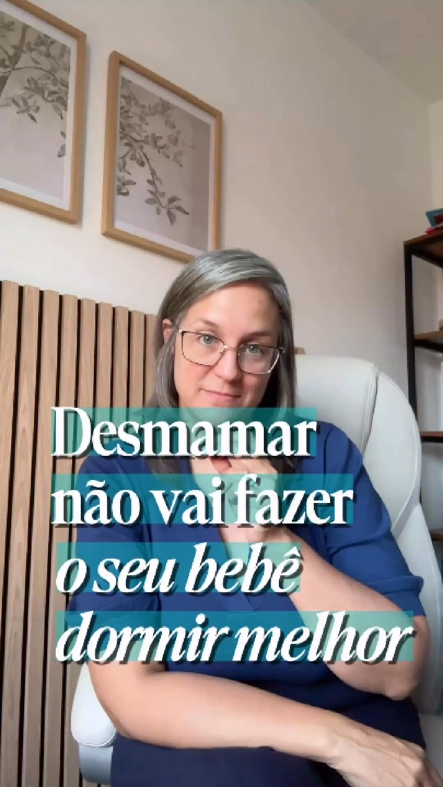 Se alguém já te disse “desmama que ele vai dormir melhor”, essa legenda é para você.
É uma das orientações que mais circula. E faz sentido na teoria: menos amamentação noturna, menos despertar. Lógica direta.
O problema é que a ciência não confirma essa lógica.
Bebês podem continuar acordando depois do desmame, porque o desmame não resolve todas as possiveis causas de despertares.
Desmamar é uma decisão legítima e completamente pessoal. Mas tomar essa decisão baseado apenas na expectatova de que o sono melhore, sem entender primeiro por que o seu bebê está acordando, é tentar resolver o problema errado.
Antes de qualquer decisão, uma pergunta: por que esse bebê específico está acordando?
A resposta muda tudo. E a solução pode ser muito mais simples, e mais gentil, do que você imagina.
👇 Salva esse vídeo para a próxima vez que alguém disser que o desmame vai resolver o sono do seu bebê.
E me conta, alguém já te deu esse conselho?
Fonte: Brown A. & Harries V., Breastfeeding Medicine, 2015.
#amamentação #sonoinfantil #desmame #linguagemdosono #maternidadereal