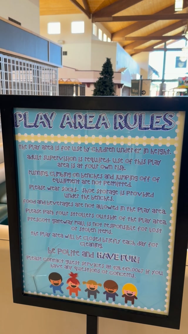 Little shoppers need a break too! šāØ Let the kiddos play while you enjoy a day at Pine Ridge Marketplace!