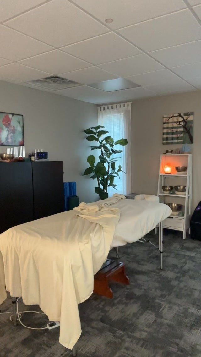 I’ve been so busy with clients that I haven’t posted much lately. I’m still here, doing what I do and helping people!
#centralohio #westervilleohio #myofascialrelease #mfr