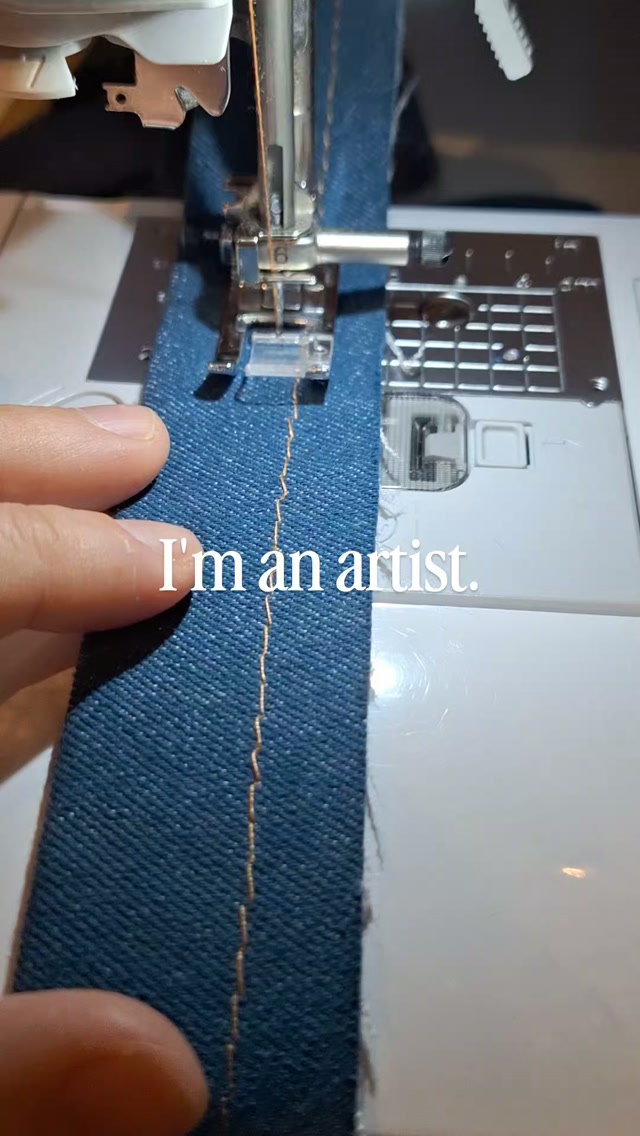 Making it yourself counts as being an artist, right? ✨🪡
#sewing #diy #upcycling #sewist #imakemyownclothes