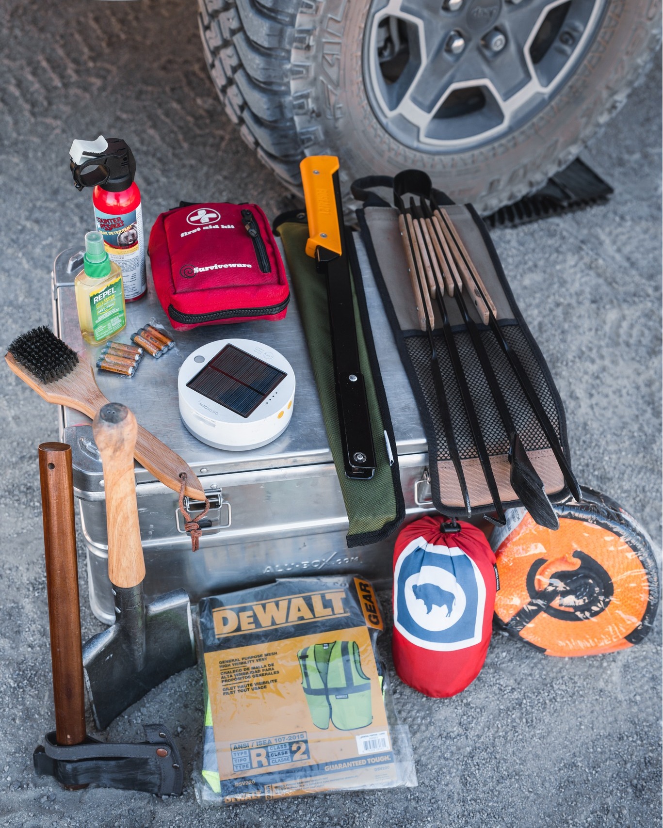 It's the little things that count, when you rent from us we make sure to cover all of the bases- from camping gear to recovery and safety gear!
#adventures #cypressoverland #overland #overlanding #overlander #4x4 #4x4overlanding #overlandlife #vanlife #roadtrip #getaway #jeepcamping #bucketlist #westcoast #campervan #camperlife #campinglife #travelgram #california #californiaadventure #californiadreaming #visitcalifornia #dothebay #sanfrancisco #sandiego #gerber #alltop #adventures