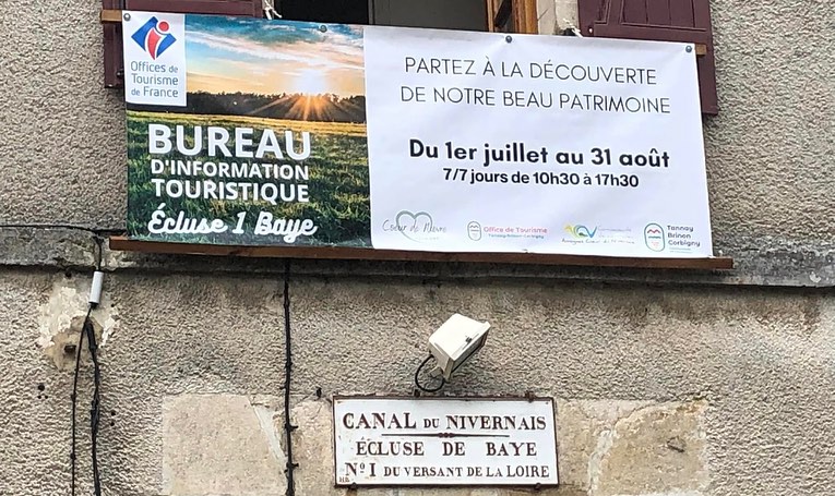 Le Bureau d’Informations Touristiques a ouvert ses portes ce week-end à la Maison éclusière nº1 de Baye. Retrouvez-nous du 1er juillet au 31 août, tous les jours de 10h30 à 17h30. Cartes, documentations touristiques et agendas des animations de la saison vous y attendent. Déjà quelques produits du terroir y sont aussi en vente !