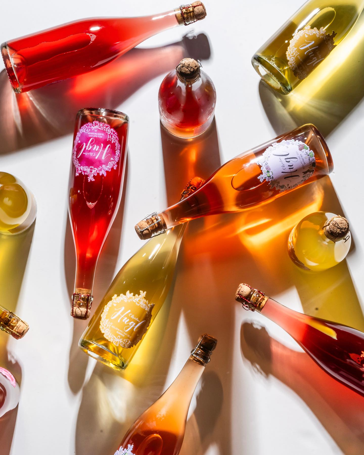 Sommerfarben ❤️💛💜 #petnat #huglsprudel #kamptal #naturalwine #ancestrale