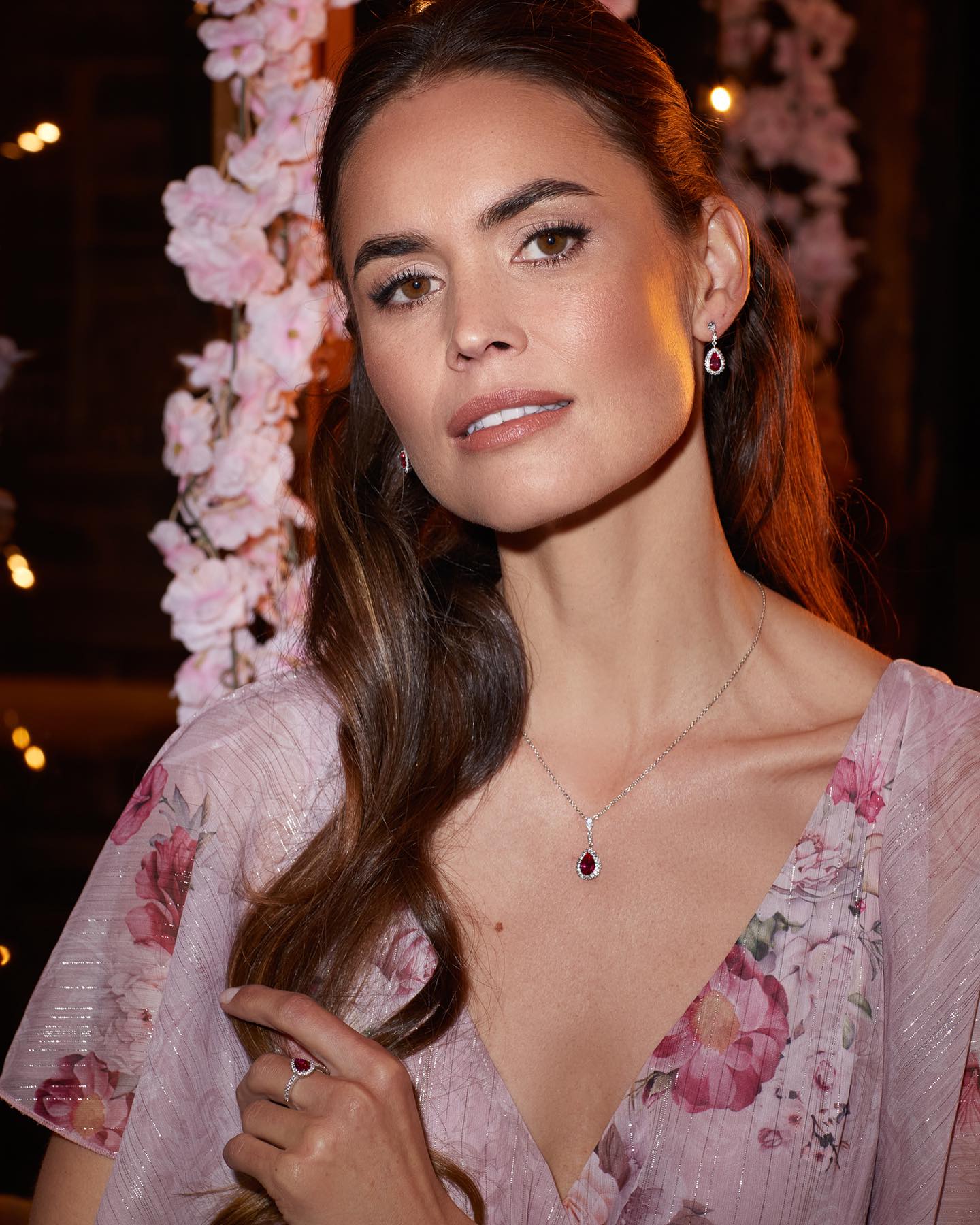 Come on Barbie, lets go party ๐
Perfect pink pieces with extra sparkle ideal for #barbiecore style in celebration of the new Barbie films release today ๐
#Diamonfire #DiamonfireUK #barbie #barbiestyle #barbiejewellery #pink #pinkjewellery