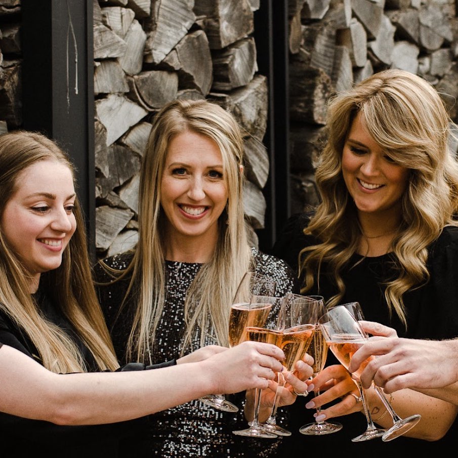 Amy & Jane. 🌷
My left & right hand ladies. 💪
The A & J of AJE. ♥️
The bubbles in my champagne. 🥂
I love you more than there are stars in the sky. 💫
Thank you for being you. 😎
📸: @lightandshadowphoto
#appreciation #dreamteam #wedding #weddingplanners #bestfriends #amandajeromeevents #weddingproducer #weddingexpert #workhardplayhard