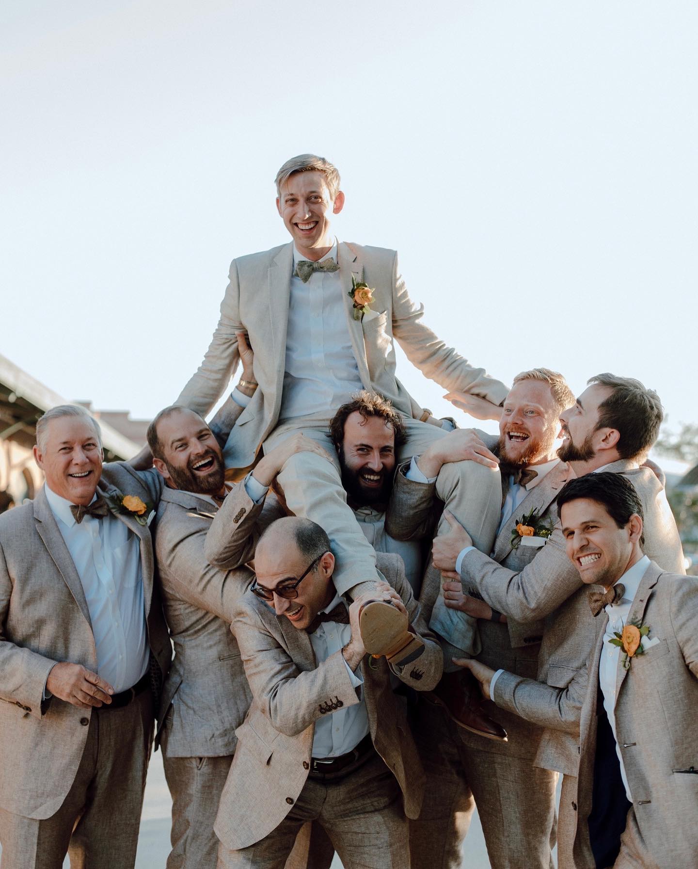 if the boys aren’t bringing this energy — WE DON’T WANT IT 😤✊ #groomsmen #groomsmenphotos