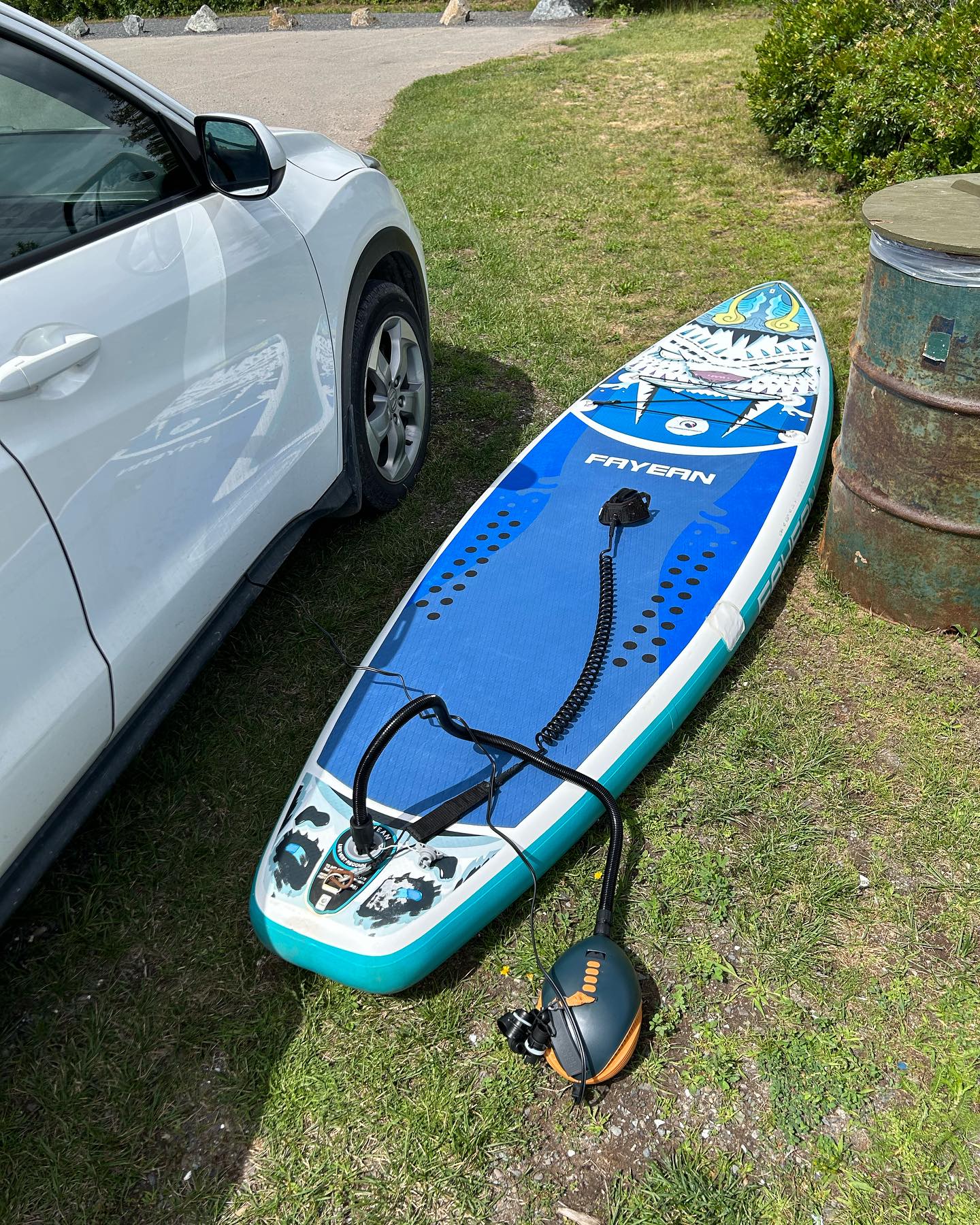 Have your own paddle board? Bring a friend who doesn’t to rent one of ours and use our electric pump. Just call or text before and we will have it waiting for you to use.