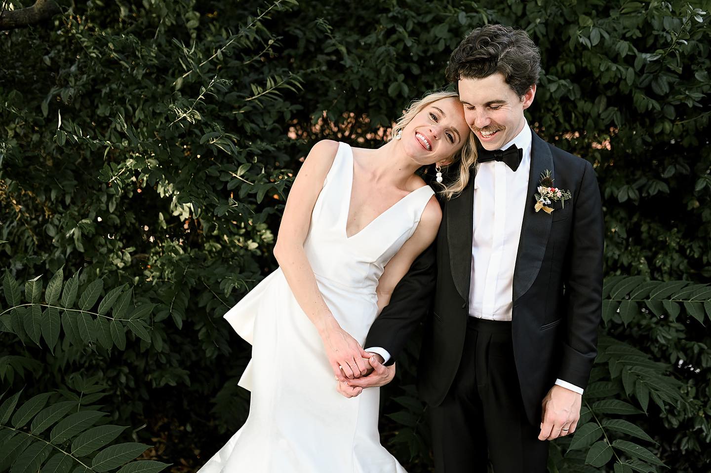 Cheers to 3 years, hand in hand, with your best friend! Happiest of anniversaries to the sweet @dearestmegs & @c.l.mccormick
@awakeningsparrow / @next.paige / @avbeautybar / @evefloralco
.
.
.
#weddinganniversary #cincinnatiwedding #cincinnatiweddingplanner #weddingplanning #weddingplanner #weddingdesign #weddingdesigner #weddingstyle #weddingstylist #eventdesign #eventdesigner #eventstyling #eventstylist #wolfandbirdevents