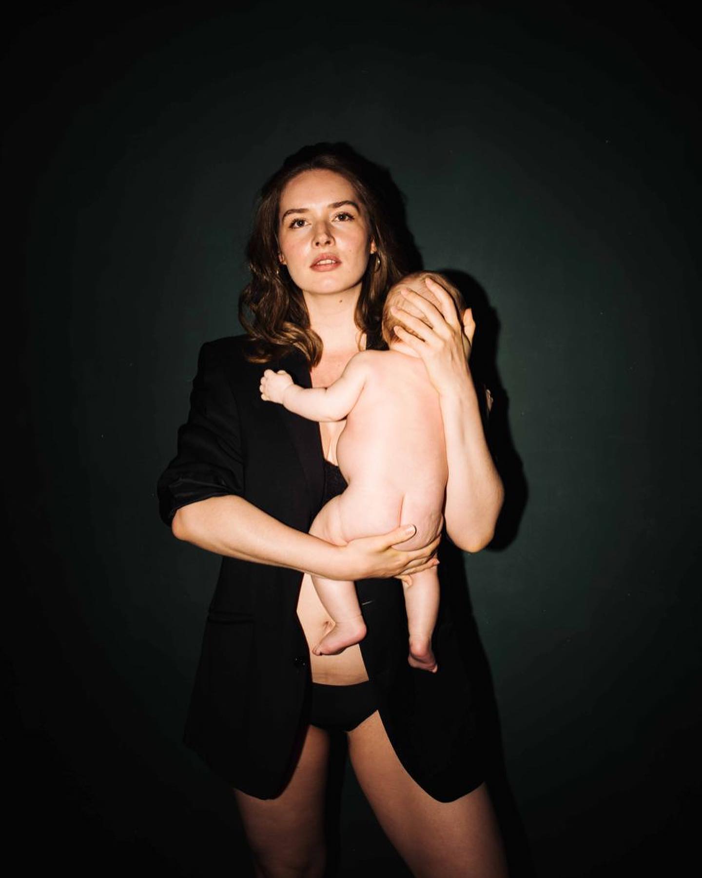 MOTHER
📷 Mel Bollag
https://melbollag.de
#mother #pregnancy #vorhernachher #shooting #melbollag