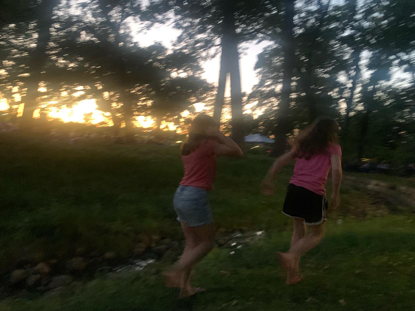 Beautiful music + sunset @cantignypark