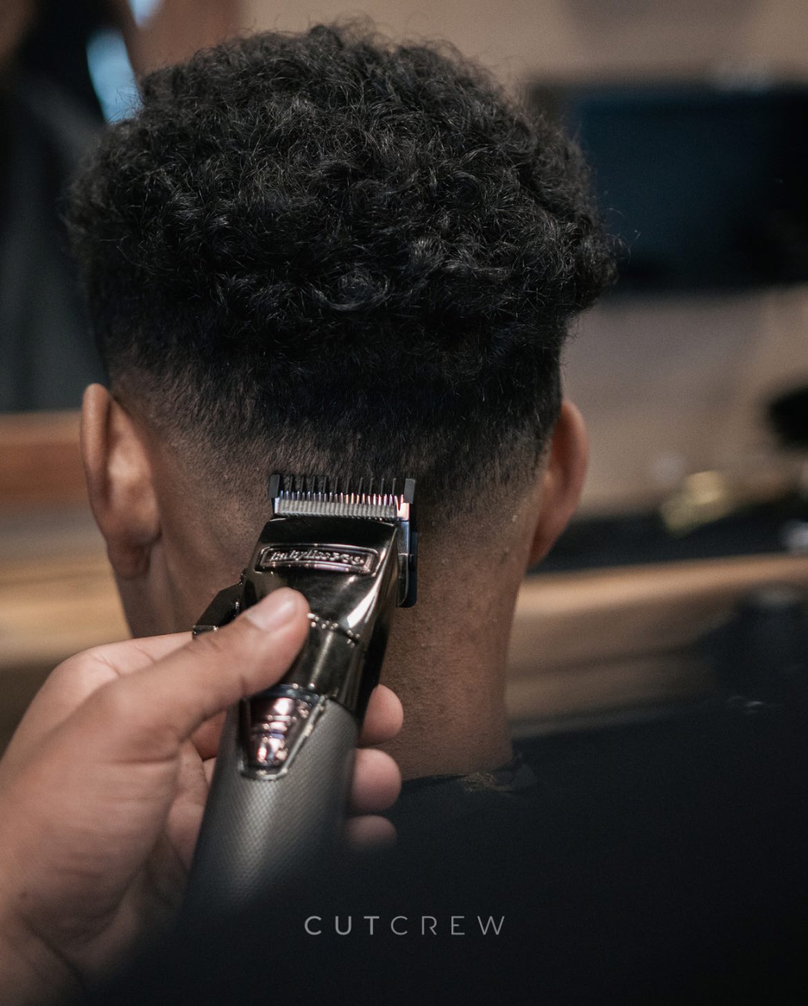 Leveling up the style with smooth line at a time.
#barbershop #barbershopbrno #barber #brno #haircut #manstyle #manhaircut #haircutbrno