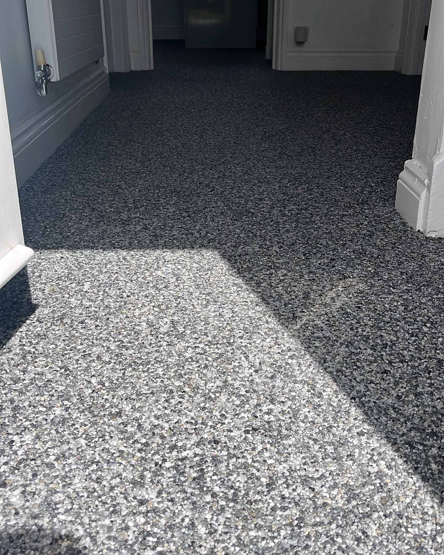 🌟 Elevate Your Interiors with Resin Bound Elegance! 🏠✨
Imagine a seamless, stunning floor that not only captivates the eye but also adds a touch of modern sophistication to your space. Resin Bound is the ultimate solution to elevate your interiors. 🏡✨
With its boundless possibilities in colours Resin Bound gives you the creative freedom to craft a floor that aligns perfectly with your style. Whether you're dreaming of a chic, minimalist haven or a burst of vibrant energy, Resin Bound can bring your vision to life. 🌈💫
The best part? Resin Bound isn't just a feast for the eyes – it's practical too. Its durable, low-maintenance nature ensures that your floors stay looking fabulous with minimal effort. 🕰️🛁
Thinking of bringing the outdoor charm inside? Resin Bound can seamlessly transition from your patio to your living room, creating a harmonious flow that blurs the lines between indoor and outdoor spaces. 🌅🪟
Our customer chose Vuba Palazzo Marble. This is the perfect mid tone grey blend and matches their kitchen perfectly 🥰
#ElegantFloors #IndoorDesignMagic #CreativeSpaces #ResinBound #Vuba