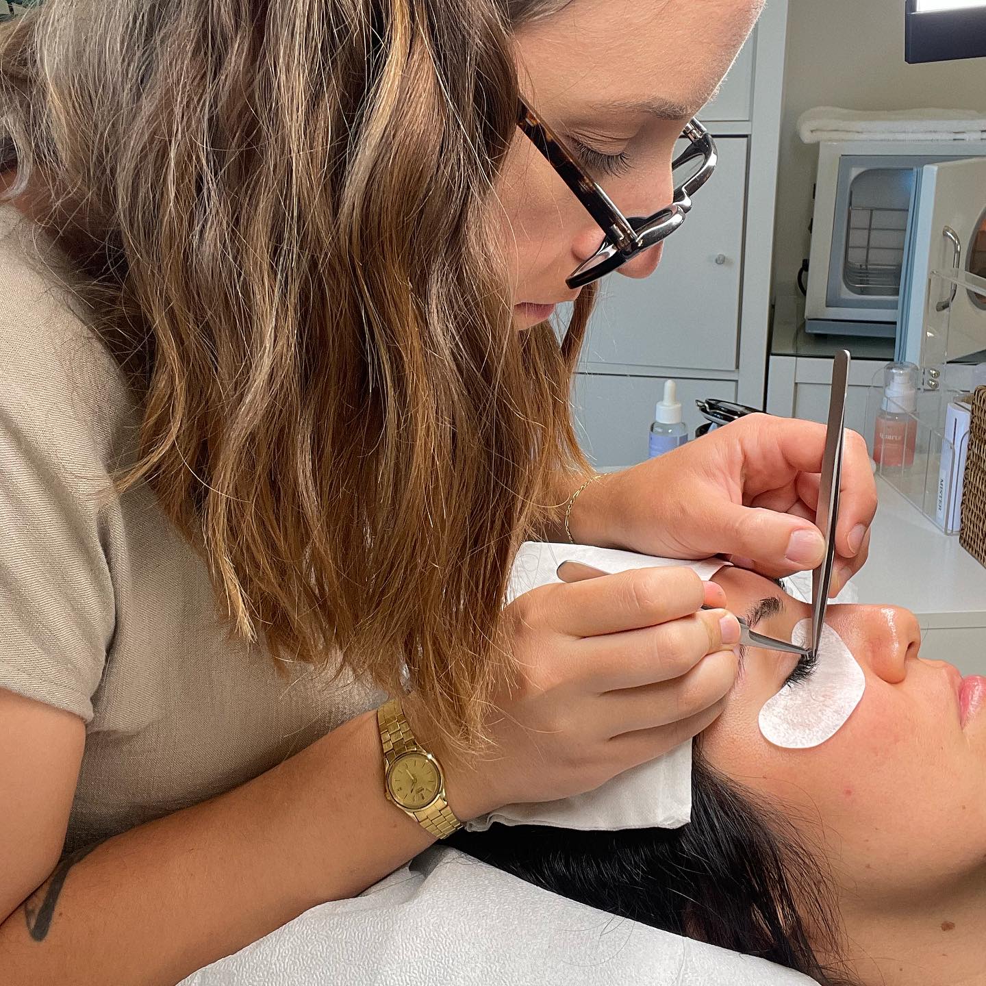 I am here. Still lashing. Still growing and still learning. My books are open to new clients at this time but availability is extremely limited. If you’re looking to get a set before the holiday season creeps in— I’d highly recommend it! Questions welcome. Thanks for the support as always!
Much love, Sarah 🫶🏼