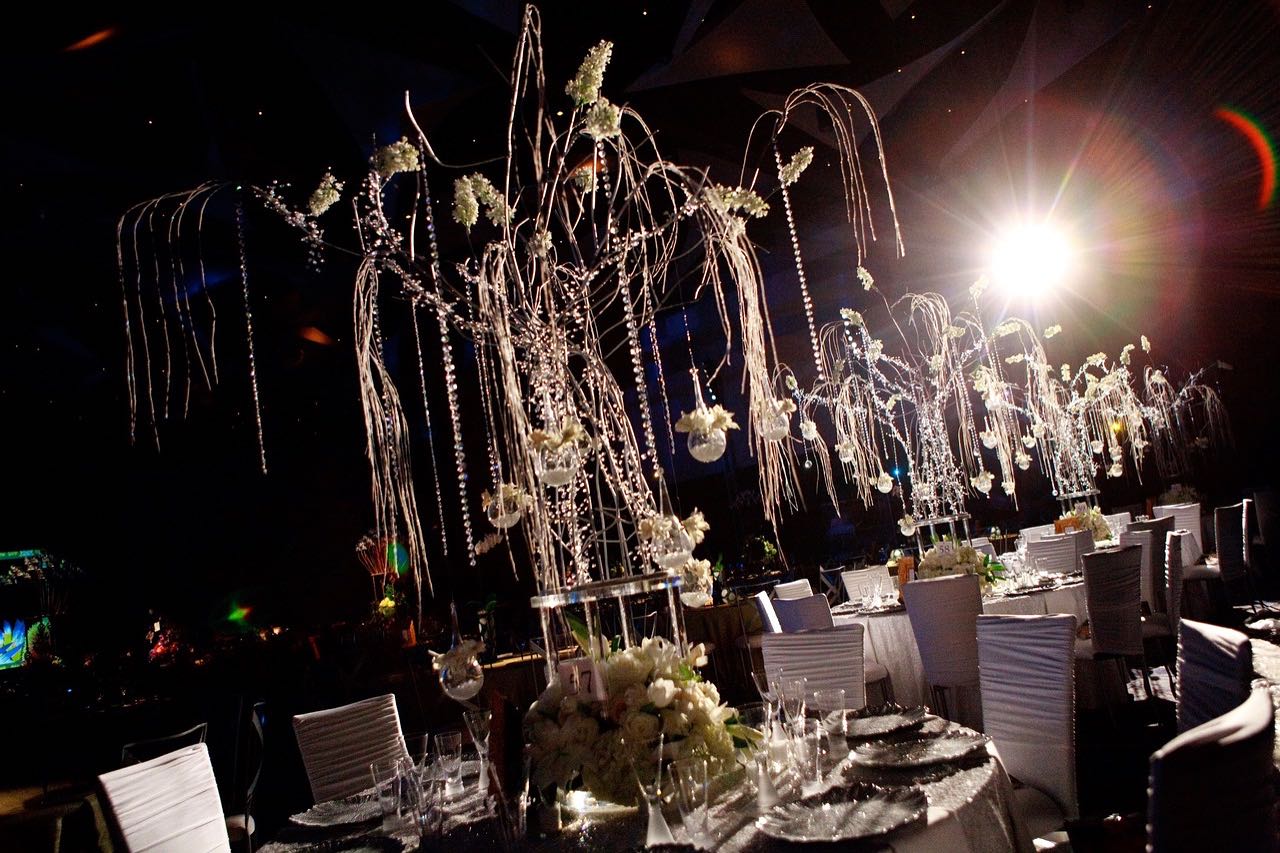 The sky’s the limit! We love creating one-of-a-kind looks for our clients! #amymancusoweddings