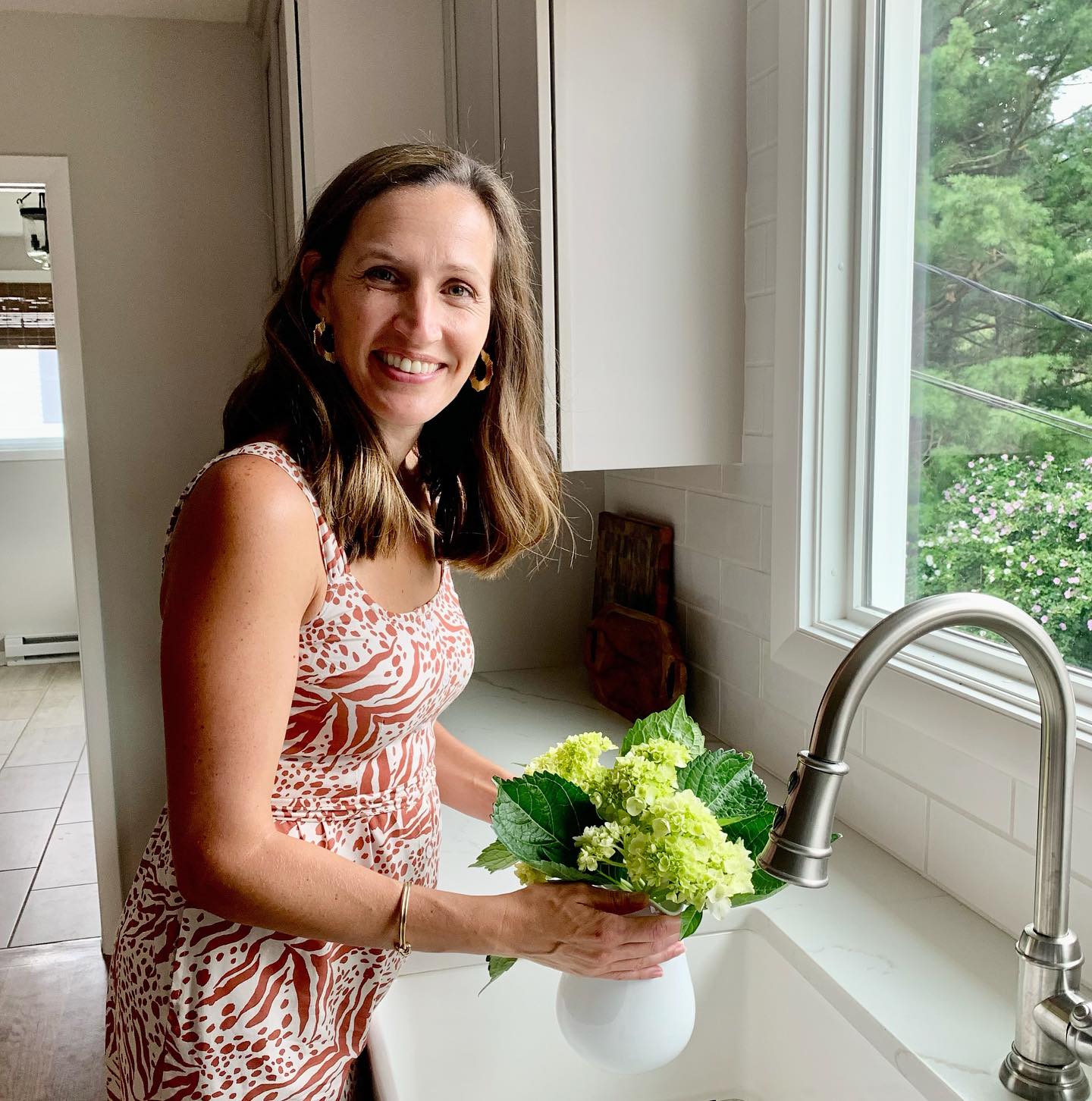 🍾Today I’m very excited to announce the official launch of my interior design studio Hill House Design! It’s been a busy year getting a business off the ground, managing projects, moving houses, and balancing family life but I couldn’t be happier to be on this path.
A little over a year ago I decided to venture down a new path. One that has pulled from all my past career experiences and blended itself with a love I’ve had as long as I can remember.
I began pursuing a career in design five years ago, and looking back I was putting certain pieces in place even if I didn’t realize it at the time. Then I finally decided it was time to just do it and see what happens.
I would love for you to head over to the newly launched website (🔗 in profile) and learn more about Hill House Design.
Thank you to all my friends and family who have supported and encouraged me on the ups and downs of this journey. Especially my husband Derek, who has always been my biggest supporter and has taught me so much since tackling our first home together 10 years ago. Thank you for always supporting my vision for a project and making it happen, even if it meant more work for you. 😘